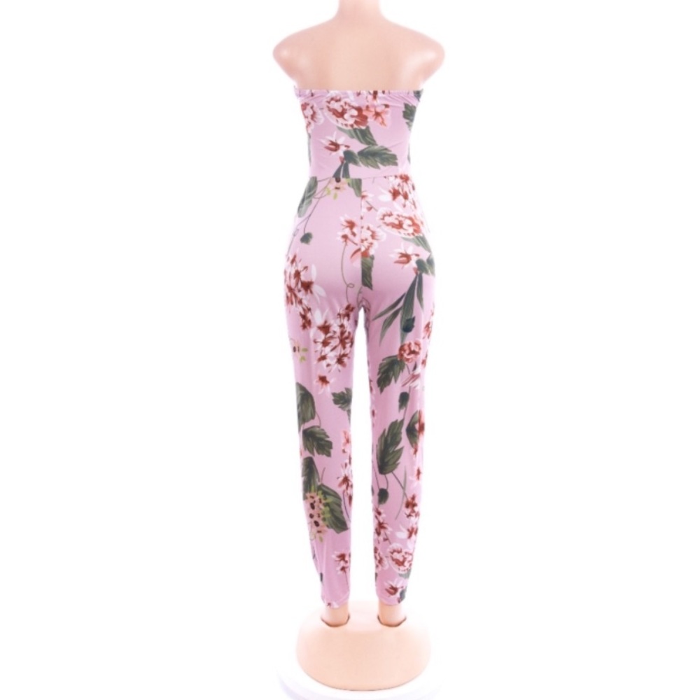 Jumpsuit - Picture 4 of 7
